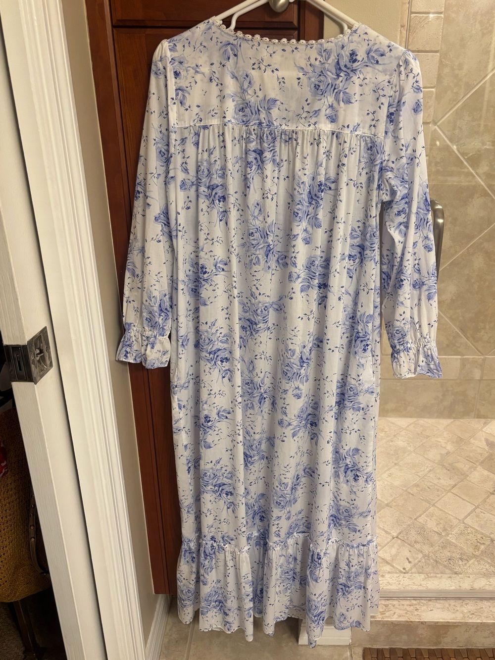 Eileen West Long Sleeve Ballet Nightgown - Picture 8 of 8